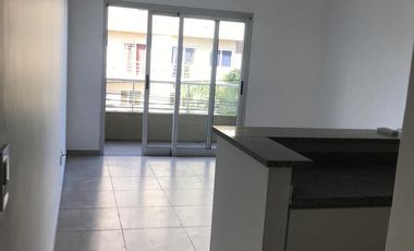 Departamento dos ambientes - Escobar, Bernardo de Irigoyen 244