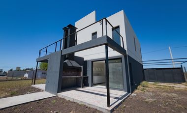 Duplex a Estrenar en Sicardi - Escritura Inmediata