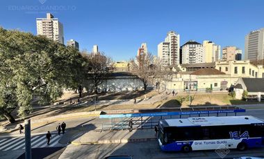 Excelente 3 amb fte. a la estación - Vta. Dta. - Apto Crédito - OPORTUINIDAD!!!