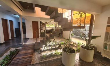 Casa en VENTA Barrio Privado La Comarca , Centenario.