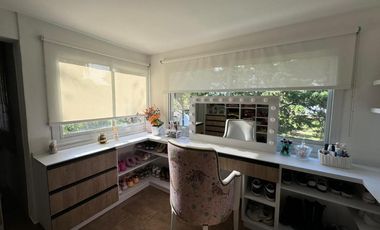 Casa en VENTA Barrio Privado La Comarca , Centenario.