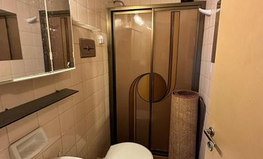 Departamento cuatro ambientes cochera a la venta en Lanus