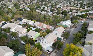 VENTA DUPLEX 3 DORM.   DEPTO. 1 DORM. - NEUQUÉN CAPITAL