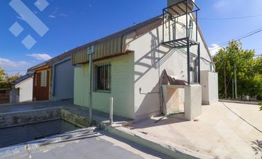 VENTA DUPLEX 3 DORM.   DEPTO. 1 DORM. - NEUQUÉN CAPITAL