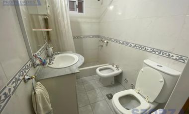 Venta Casa + Depto en