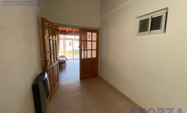 Venta Casa + Depto en