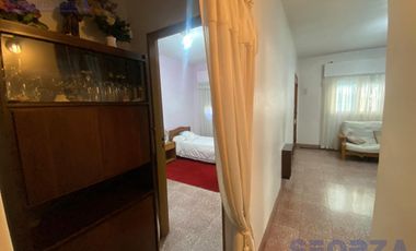 Venta Casa + Depto en