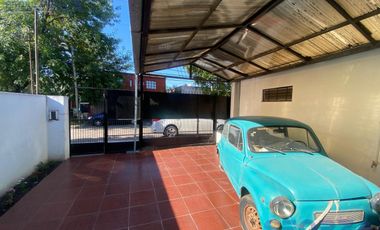 Venta Casa + Depto en