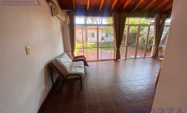 Venta Casa + Depto en