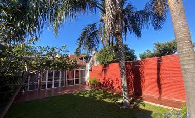 Venta Casa + Depto en