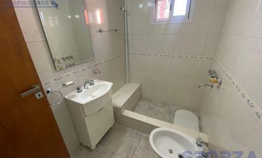 Venta Casa + Depto en