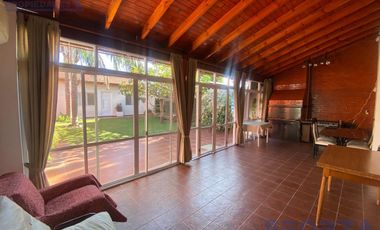 Venta Casa + Depto en