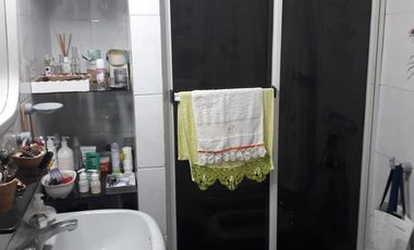 Venta Casa en Lanús Este 4 ambientes con Garaje Ideal 2 Familias