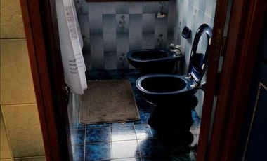 CHALET 5 AMBIENTES CON QUINCHO EN PINOS DE ANCHORENA