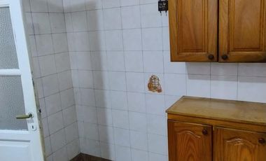 PH en Tte. J. A. Rangugni al 3700, Remedios de Escalada