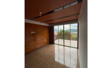 SE VENDE CASA CAMPESTRE EN SANTA ROSA CERCA AL MIRADOR DEL CAFE