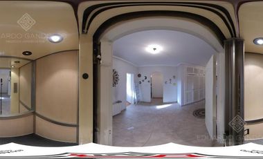 Chalet con piscina en Remedios de Escalada - Pedí el tour 360°