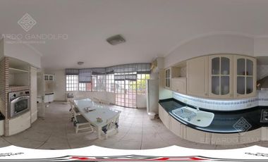 Chalet con piscina en Remedios de Escalada - Pedí el tour 360°