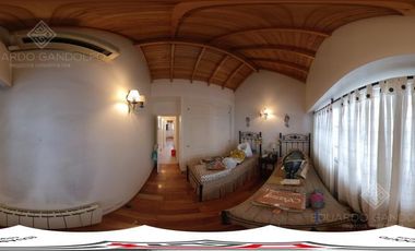 Chalet con piscina en Remedios de Escalada - Pedí el tour 360°