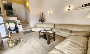 Casa en  alquiler por 24 meses. Z/ Stella Maris. 3 dormitorios. Escritorio . Parque. Garage doble. Playroom