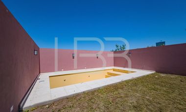 Casa - Villa Parque Sicardi