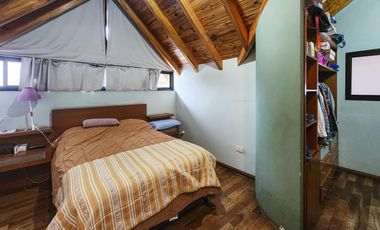 Casa de 2 dormitorios con pileta y gran jardín en  Country Club Logaritmo