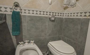 Venta Departamento 4 amb con Balcon y cochera en Lomas de Zamora