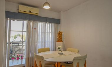 Venta Departamento 4 amb con Balcon y cochera en Lomas de Zamora