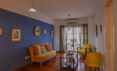 Venta Departamento 4 amb con Balcon y cochera en Lomas de Zamora