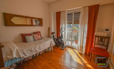 Venta Departamento 4 amb con Balcon y cochera en Lomas de Zamora