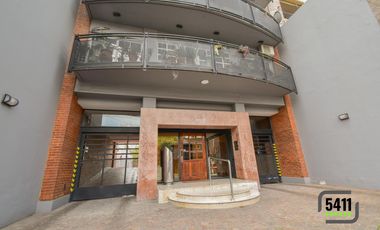 Venta Departamento 4 amb con Balcon y cochera en Lomas de Zamora