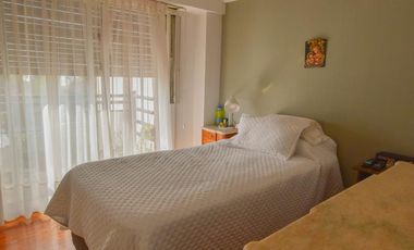 Venta Departamento 4 amb con Balcon y cochera en Lomas de Zamora