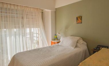 Venta Departamento 4 amb con Balcon y cochera en Lomas de Zamora