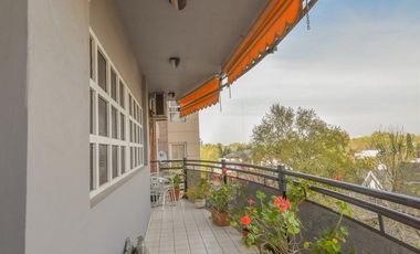 Venta Departamento 4 amb con Balcon y cochera en Lomas de Zamora