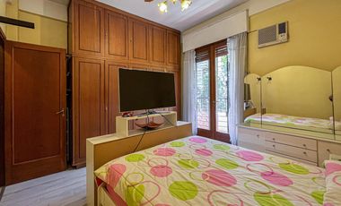 Casa de 3 dormitorios con terraza y quincho a metros de Bv. Oroño