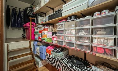 Casa de 3 dormitorios con terraza y quincho a metros de Bv. Oroño