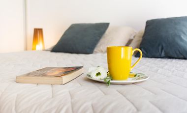 Semipiso 2 amb. c/balcón terraza casi a estrenar