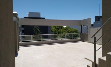 Semipiso 2 amb. c/balcón terraza casi a estrenar