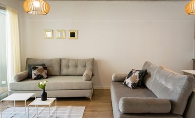 Semipiso 2 amb. c/balcón terraza casi a estrenar