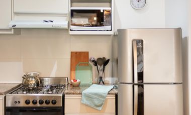 Semipiso 2 amb. c/balcón terraza casi a estrenar