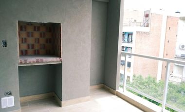 Semipiso 2 amb. c/balcón terraza casi a estrenar