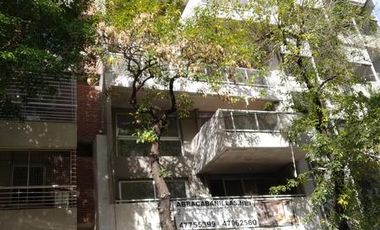 Semipiso 2 amb. c/balcón terraza casi a estrenar