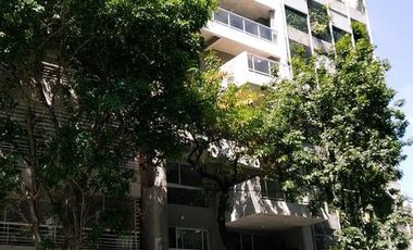 Semipiso 2 amb. c/balcón terraza casi a estrenar