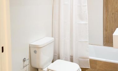 Semipiso 2 amb. c/balcón terraza casi a estrenar