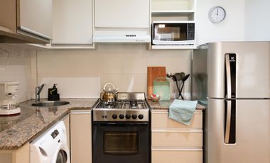 Semipiso 2 amb. c/balcón terraza casi a estrenar