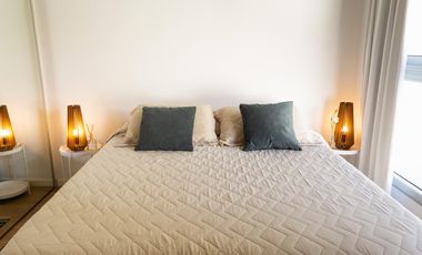 Semipiso 2 amb. c/balcón terraza casi a estrenar