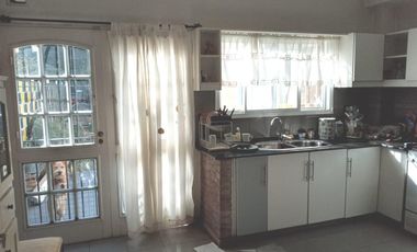 Casa   - Escobar-Venta