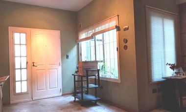 Casa   - Escobar-Venta