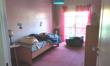 Casa   - Escobar-Venta