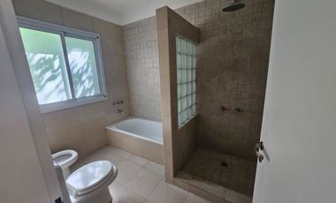 Casa en Santa Maria De Los Olivos